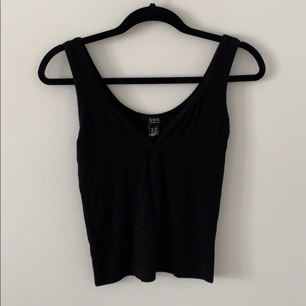 black tank